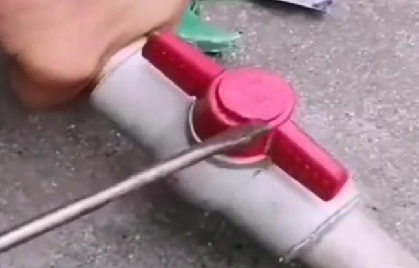 球閥扳手轉(zhuǎn)軸處漏水怎么修？5張大圖帶你輕松搞定！