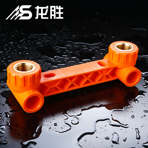 水管接頭全陷在瓷磚里怎么辦？現(xiàn)在有了它真是方便許多！